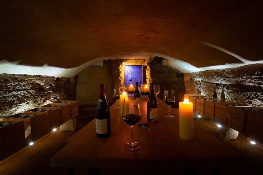 Art, Wine & Food Pairing in 15th Century Cellar Near Avignon