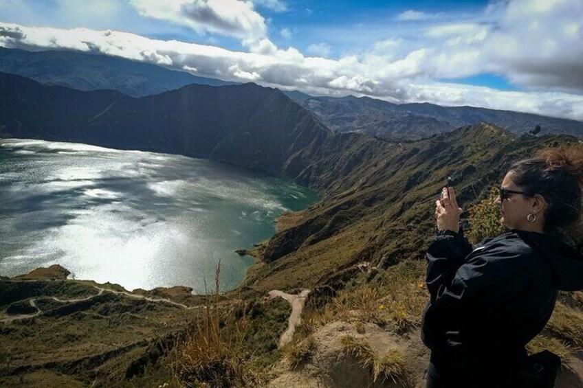 Full Day Private Tour knowing Cotopaxi and Quilotoa