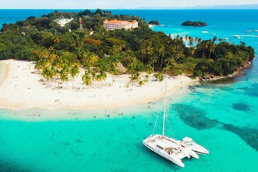 Punta Cana: Whale Watching, Cayo Levantado & Limon Falls