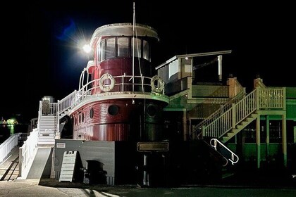 90-Minute Ghost Walking Tour in Boothbay Harbour