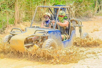 Balade en Buggy dans la jungle avec dégustation de café et de chocolat