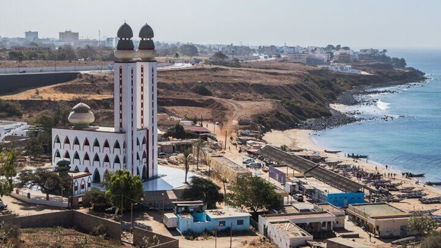 Private Custom Walking Tour with a Local Guide in Dakar