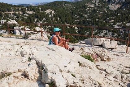 5-hour hiking tour in the calanque national park of Marseille
