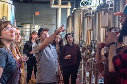 3-Hour Guided Walking Brewery Tour Through City centre Asheville