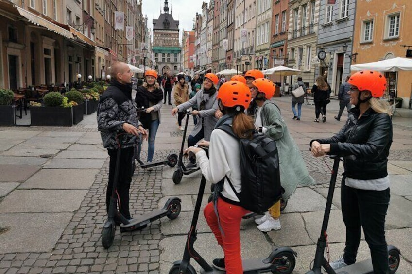 Old Gdańsk Electric Scooter Guided Tour 