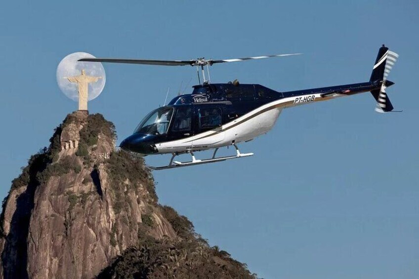 Take the Best Helicopter Tour in Rio de Janeiro -30 minutes