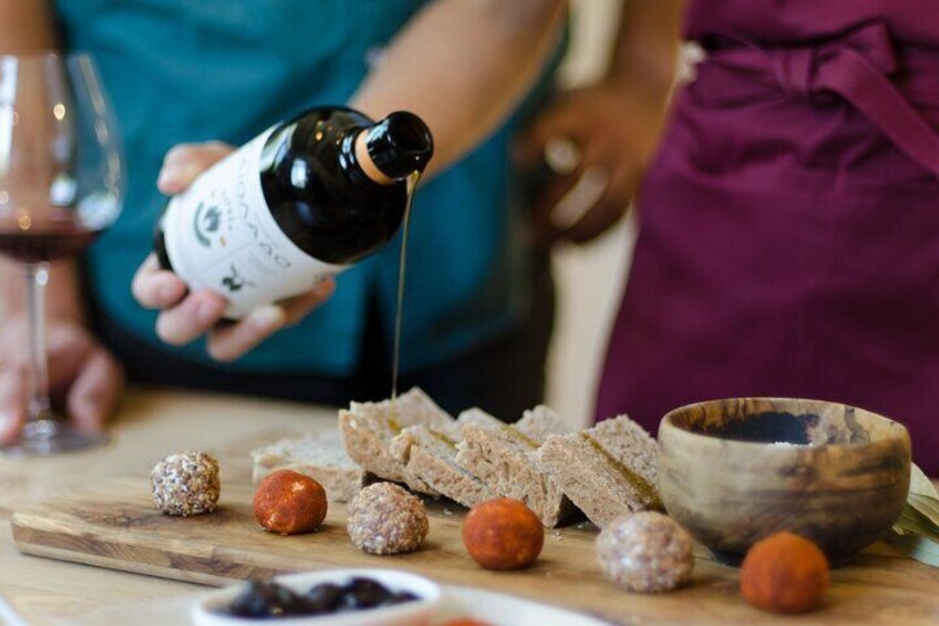 Wine Tasting: Meet the Cretan Vineyard at West Chania