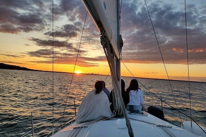 Private Long Island Sound Sailing Experience