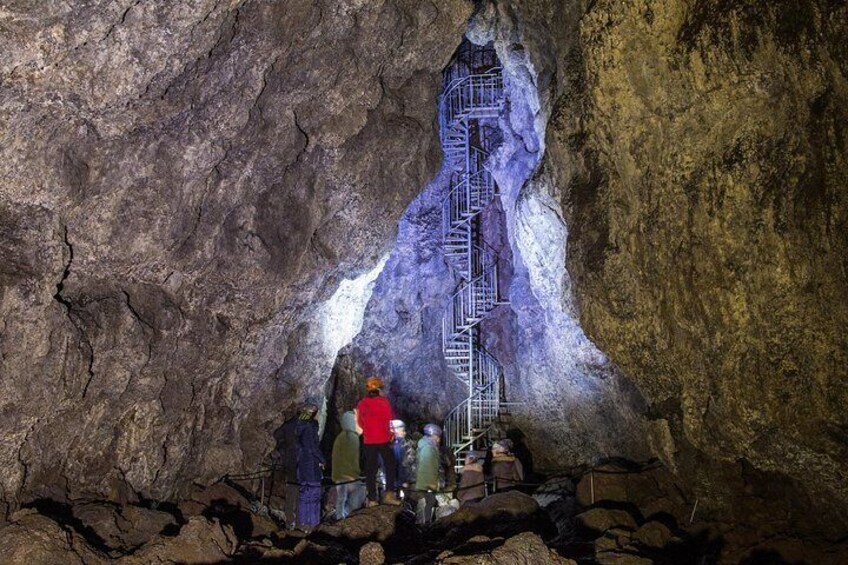 Vatnshellir Cave Tour