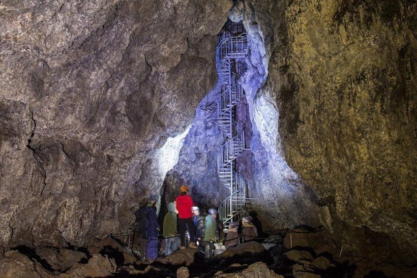 Vatnshellir Cave Tour