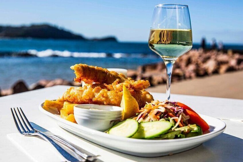 Surfside Lunch: It Doesn't Get Any More Australian Than This!