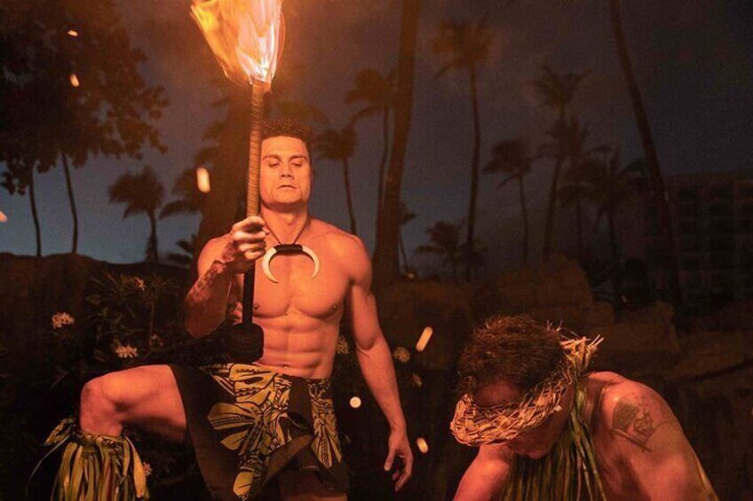 Maui Extreme Fire Knife Dancers performance and dinner show