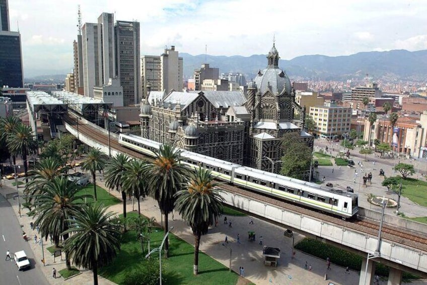 Private Half Day City Tour of the City of Medellín