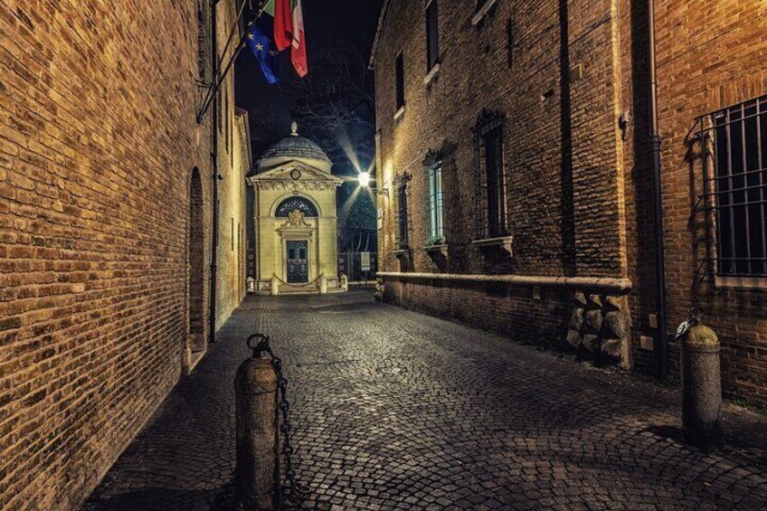 Ravenna City Tour By Night with a Local Guide