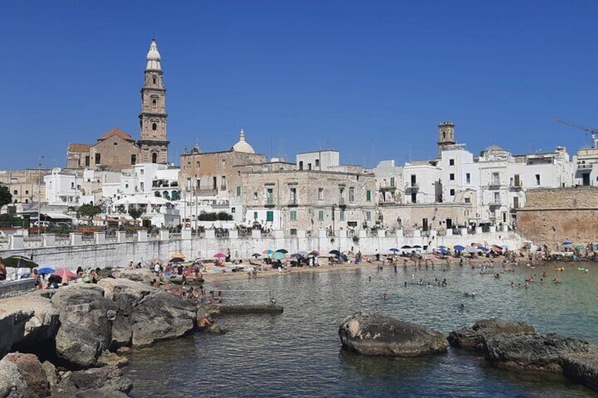 e-Bike tour from Monopoli to the rocky village of S. Andrea 