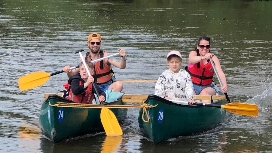 Herefordshire: River Wye Half day unaccompanied canoe trip