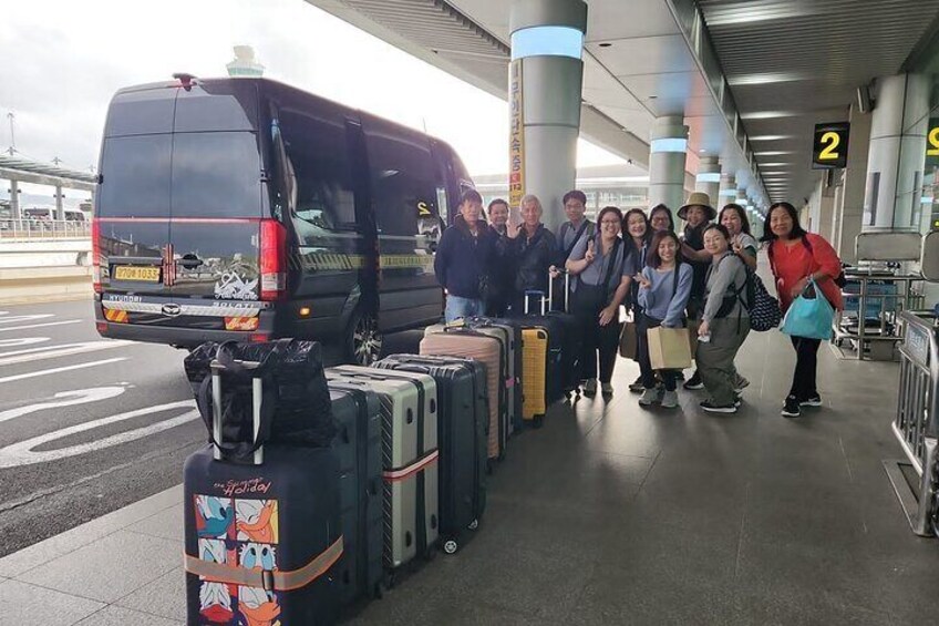 Jeju airport start & west tour & drop off in seogwipo(Jeju city)