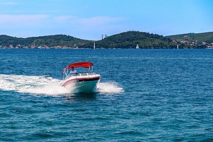 Full Day Private Speed Boat Excursion in Zadar