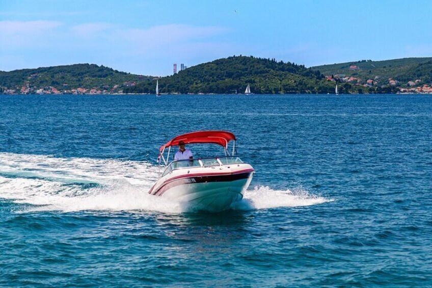 Full Day Private Speed Boat Excursion in Zadar 