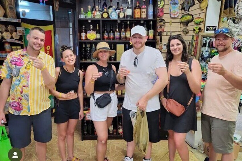 Private Shopping Tour in Montego Bay with Hotel Pickup