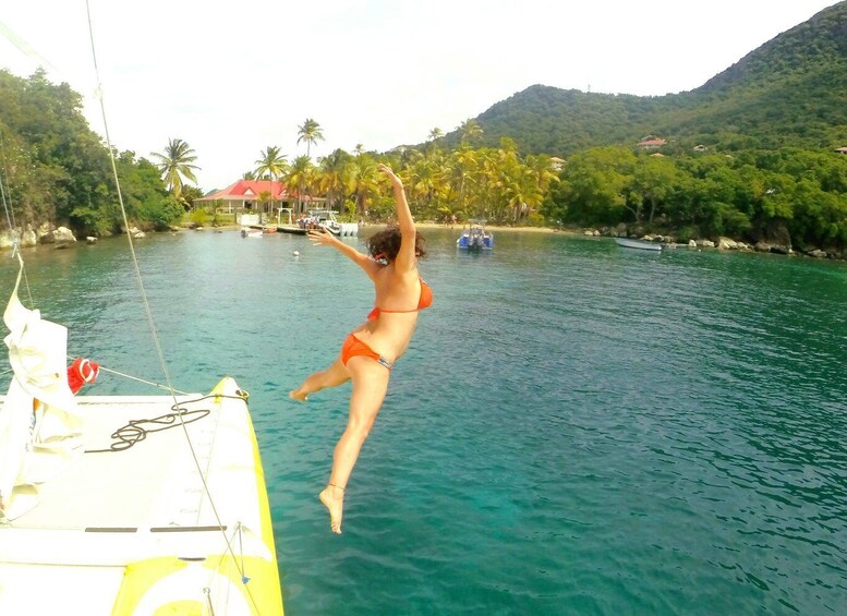 Picture 1 for Activity Sailing catamaran in La Baie des Saintes