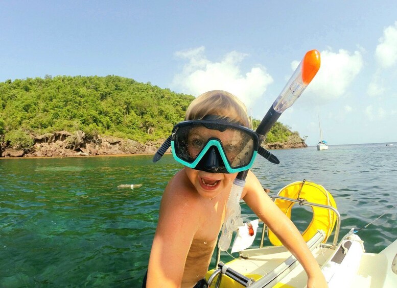 Picture 10 for Activity Sailing catamaran in La Baie des Saintes