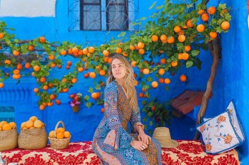 90 Minute Local Professional Private Photoshoot in Chefchaouen