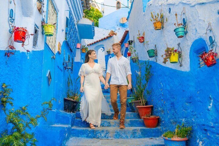 90 Minute Local Professional Private Photoshoot in Chefchaouen