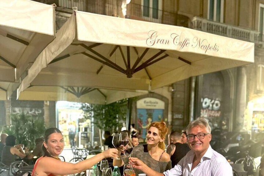 Guided, FUN Wine Tasting with Trivia Games, Napoli