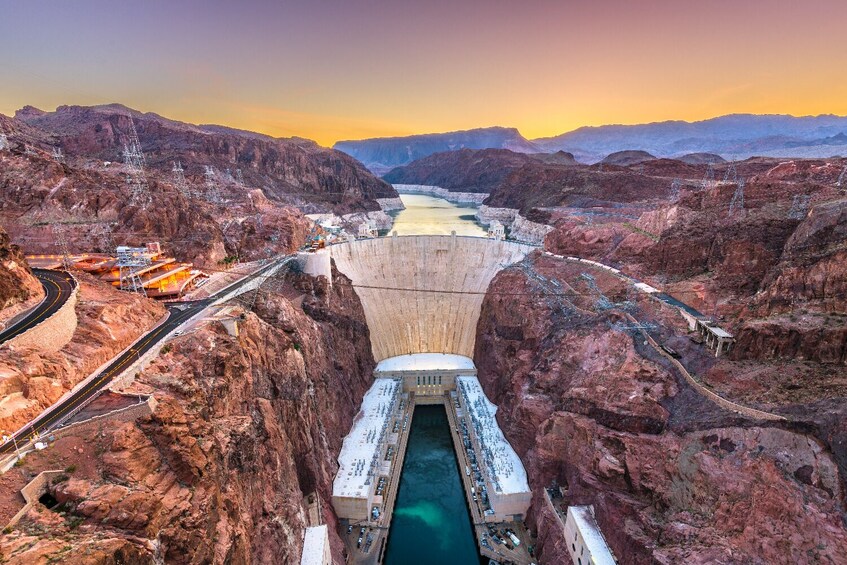 Hoover Dam and Lake Mead Self-Guided Driving Audio Tour Bundle