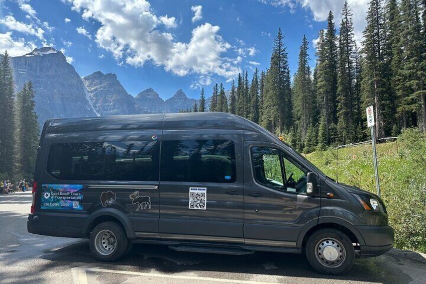 From Banff/Canmore: Moraine Lake and Lake Louise Shared Transfer