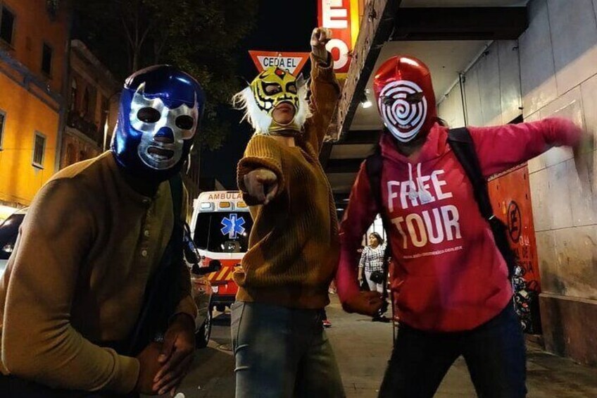 Drinks, Music and Lucha libre on a Saturday Night in Mexico City