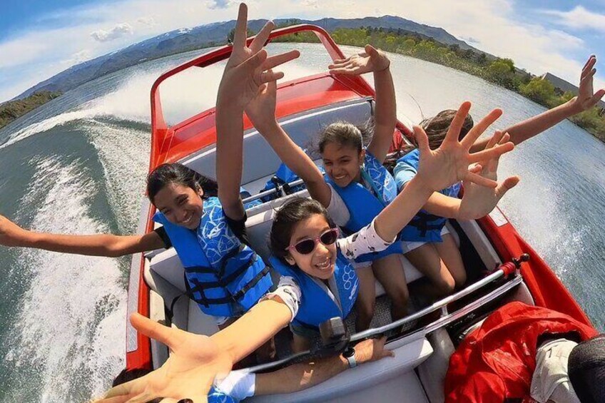 15 Mile Public Boat Ride on the Columbia River (Chelan County)