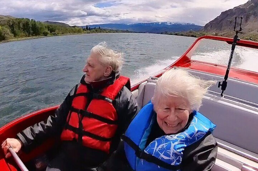 15 Mile Public Boat Ride on the Columbia River (Chelan County)