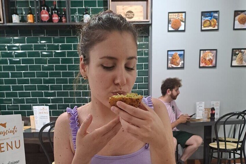 Catania Sicilian Street Food Tour: Small Group by Do Eat Better