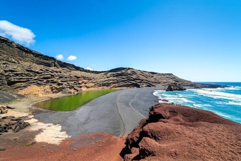 Half Day Timanfaya Volcanic Tour with Wine Tasting