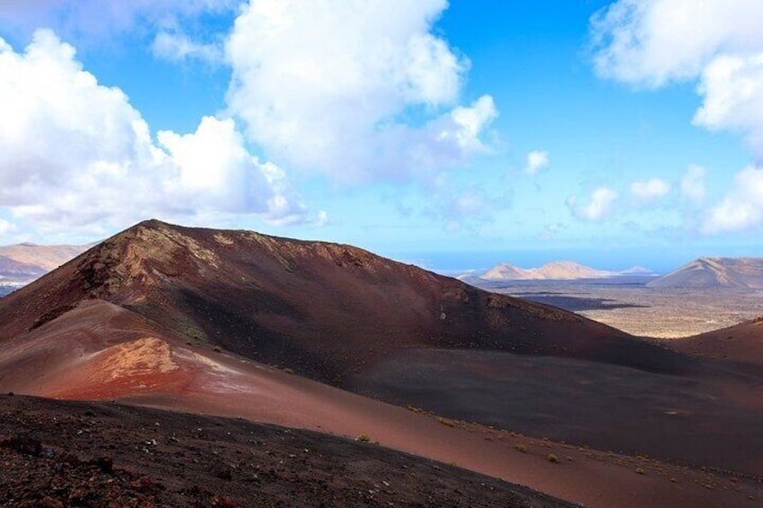 Half Day Timanfaya Volcanic Tour with Wine Tasting