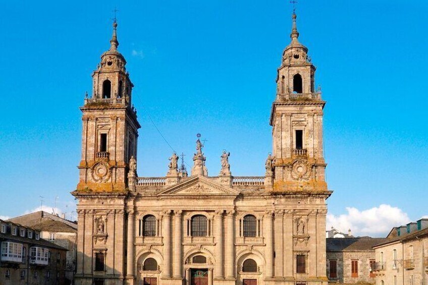 8-Hour Private Tour of Lugo from Santiago de Compostela