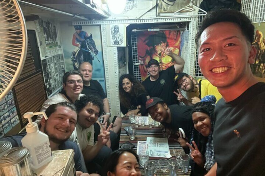 3-Hour Tokyo Local Bar and Izakaya Crawl Tour in Shibuya Area