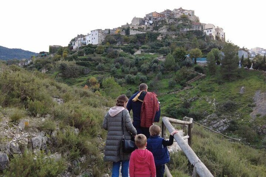 Full-Day Tour in Bocairent Caves and Xativa Castles 