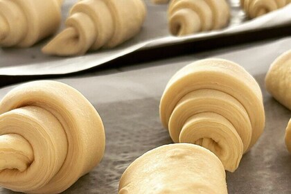 Croissants and pains au chocolat with a pastry chef in Paris