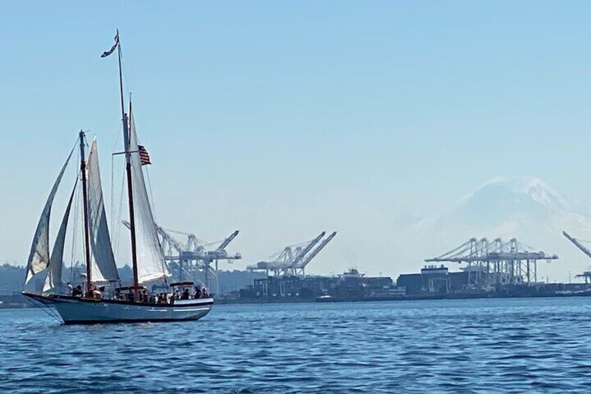 Sunday Brunch Cruise with Buffet in Washington