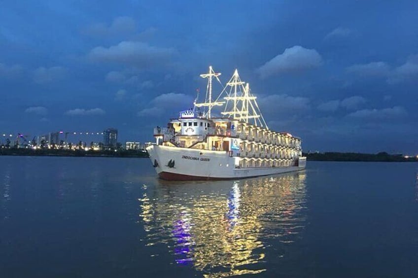 Half Day Private Cruise Tour in Saigon River with Pick up