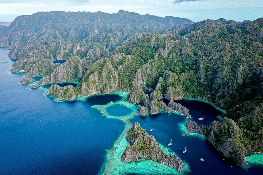 Coron Ultimate Tour - Full Day Group Tour w/ Lunch 