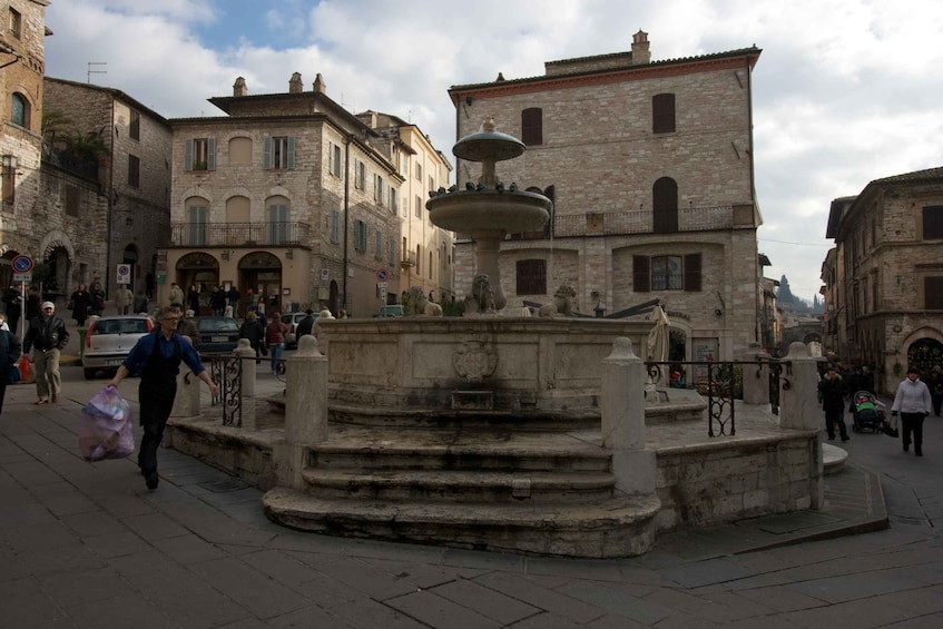 Picture 9 for Activity Assisi: 2-Hour Walking Tour