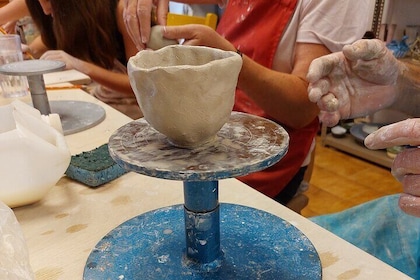 Family Ceramics Workshops In Artemida