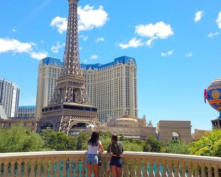 Las Vegas: Top Must-See Spots Las Vegas Strip Walking Tour