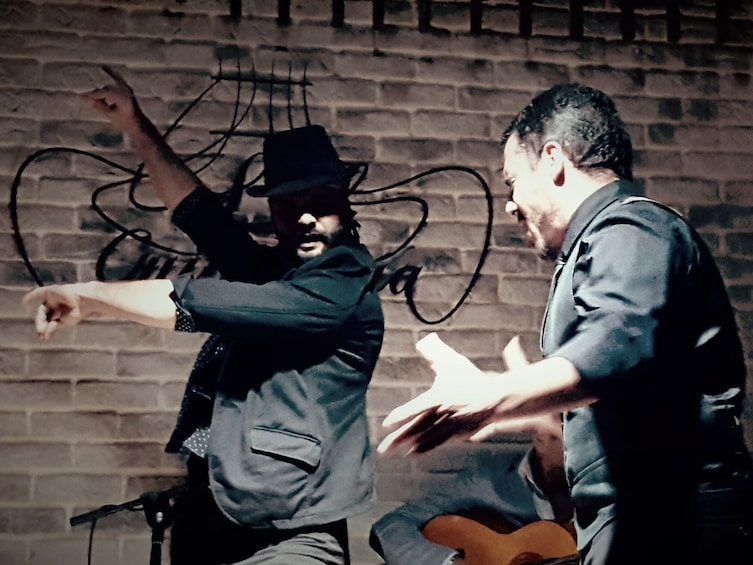 Ver elemento 2 de 8. 3-Course Paella Lunch in Alicante harbour & Evening Flamenco Show