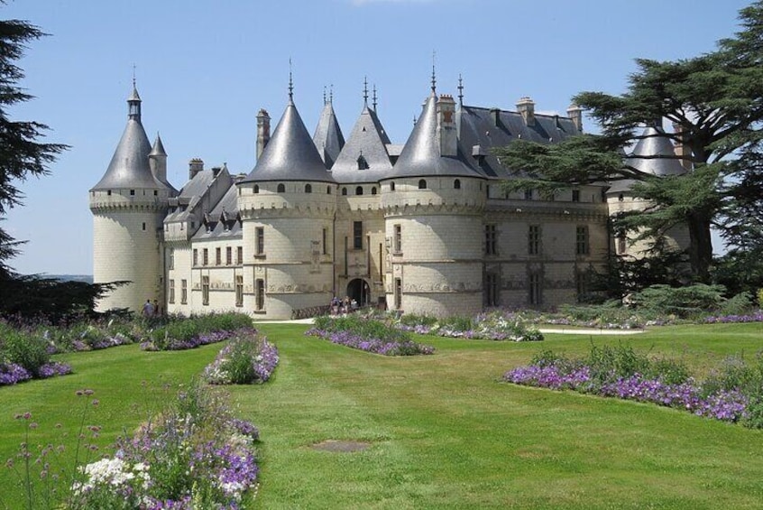 Full-Day Private Tour to Châteaux of the Loire without Guide