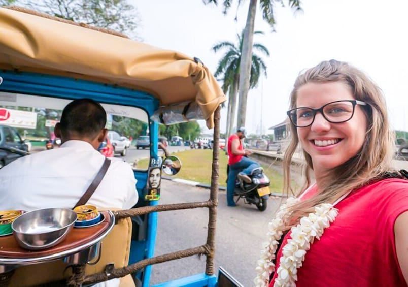 Picture 2 for Activity From Galle: Morning or Evening Beach Safari by TukTuk